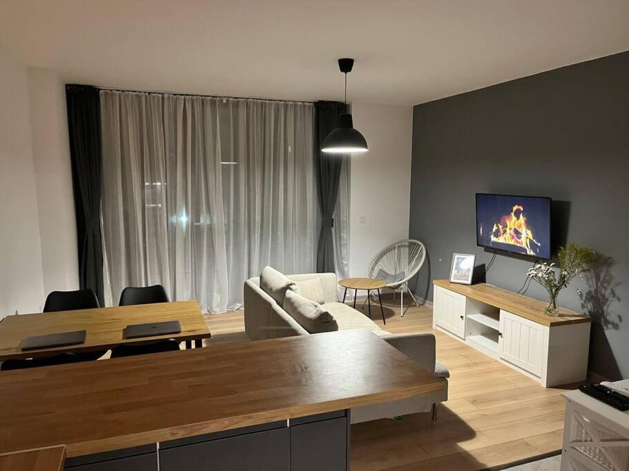 Sunlit Elegance Escape Apartment Warna Zewnętrze zdjęcie