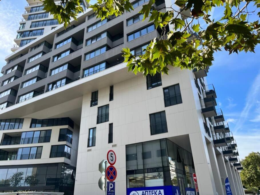 Sunlit Elegance Escape Apartment Warna Zewnętrze zdjęcie